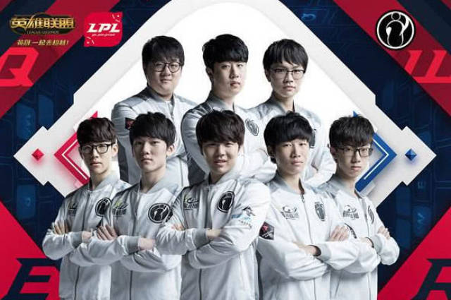 转会市场的 转会市场的