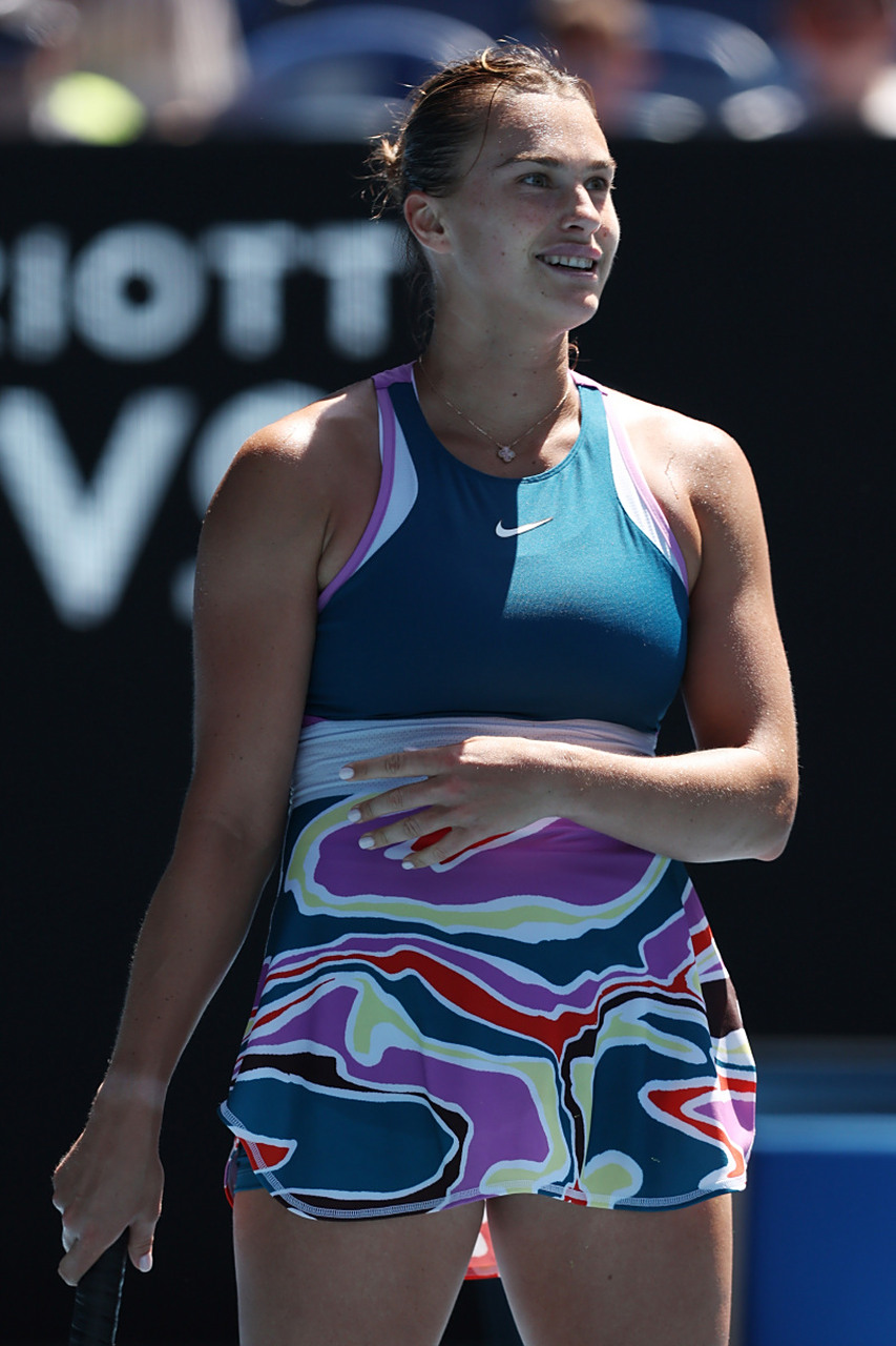 越南队在比 越南队在比